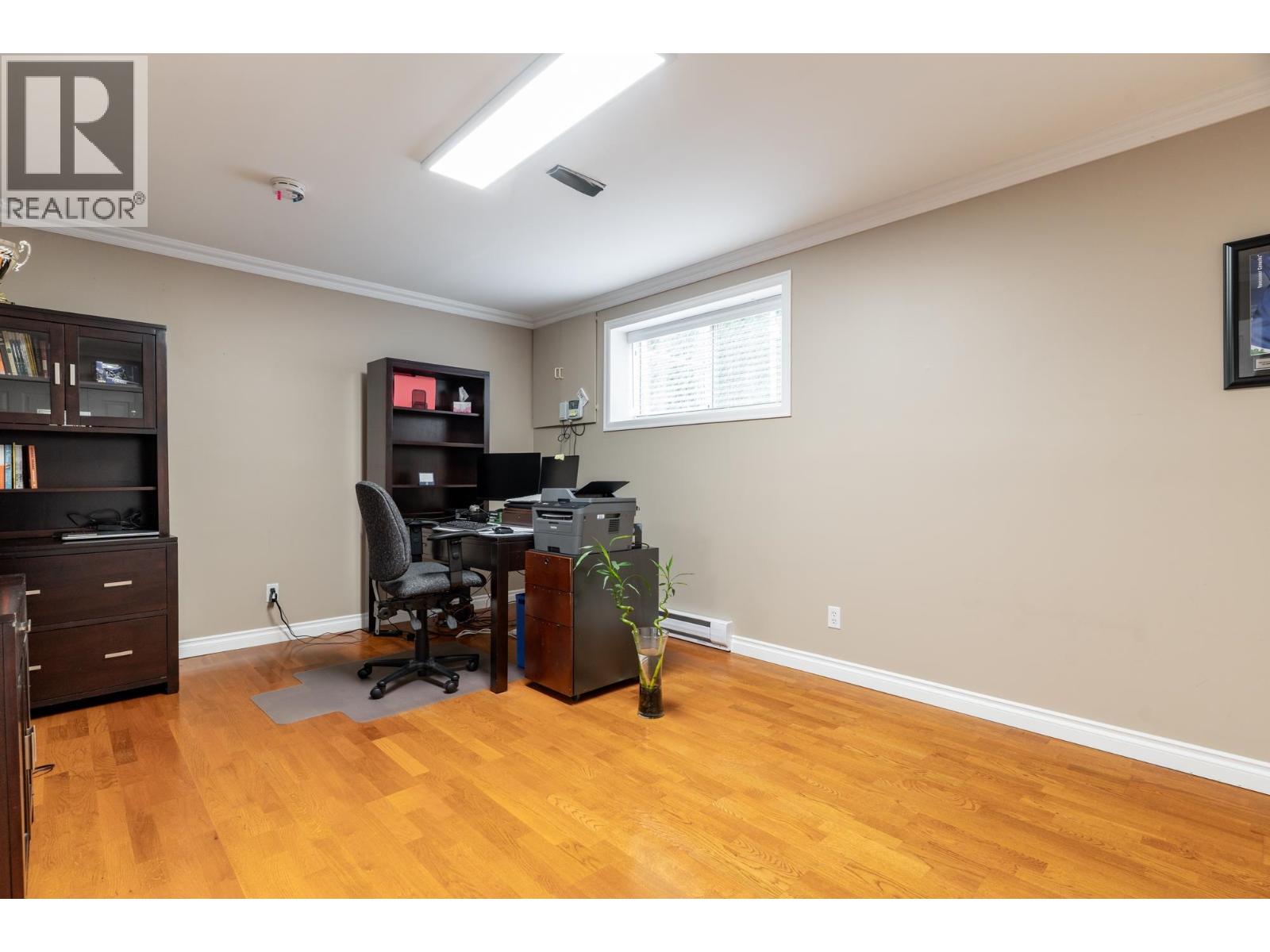 1119 HAMMOND AVENUE