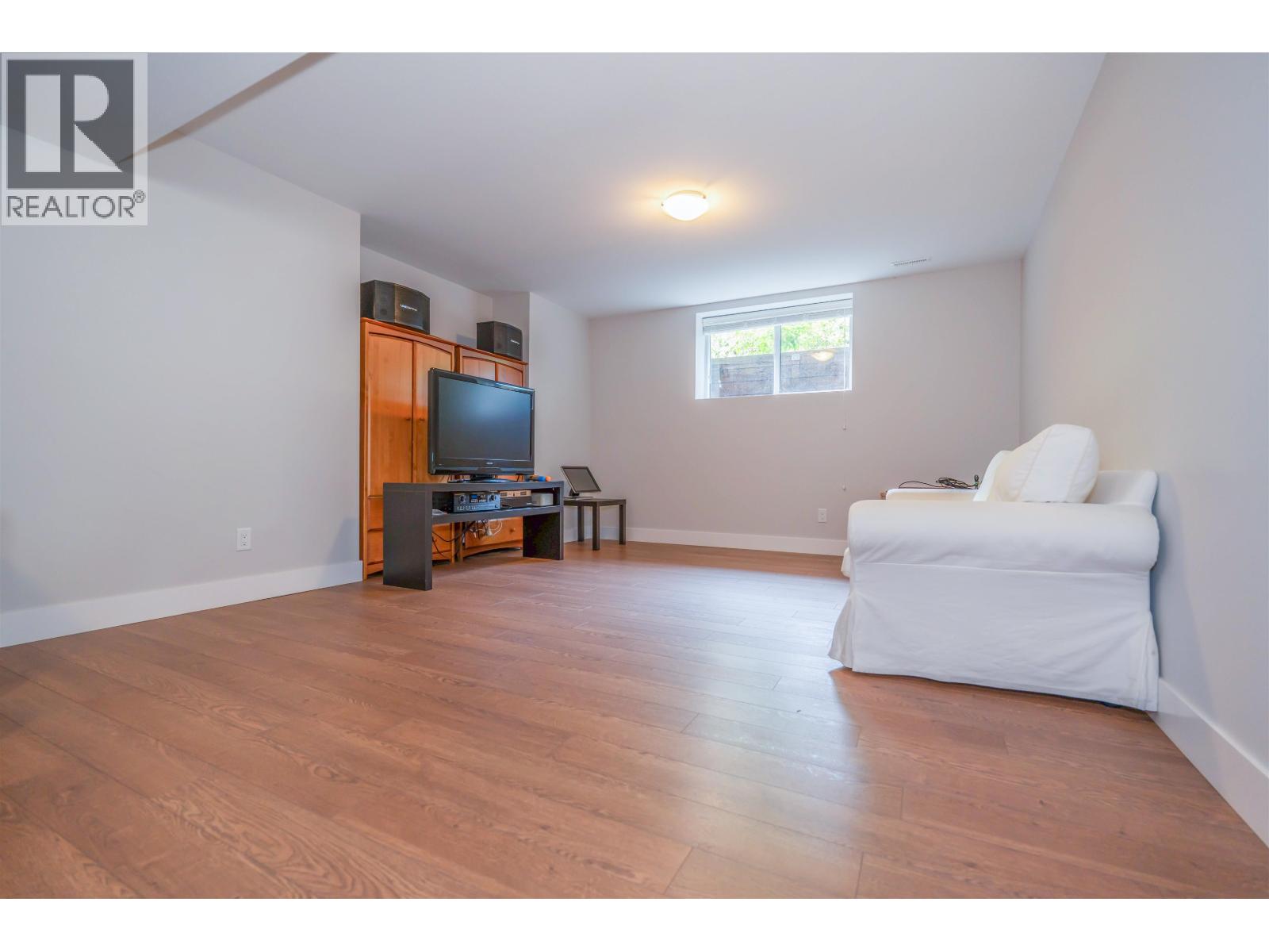 3511 Princeton Avenue, Coquitlam, British Columbia  V3E 0K3 - Photo 30 - R3163665