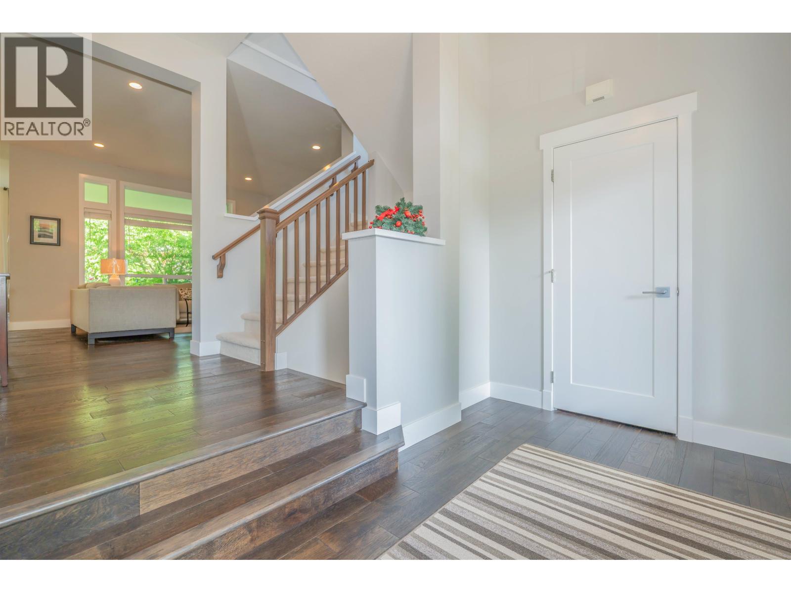 3511 Princeton Avenue, Coquitlam, British Columbia  V3E 0K3 - Photo 5 - R3163665