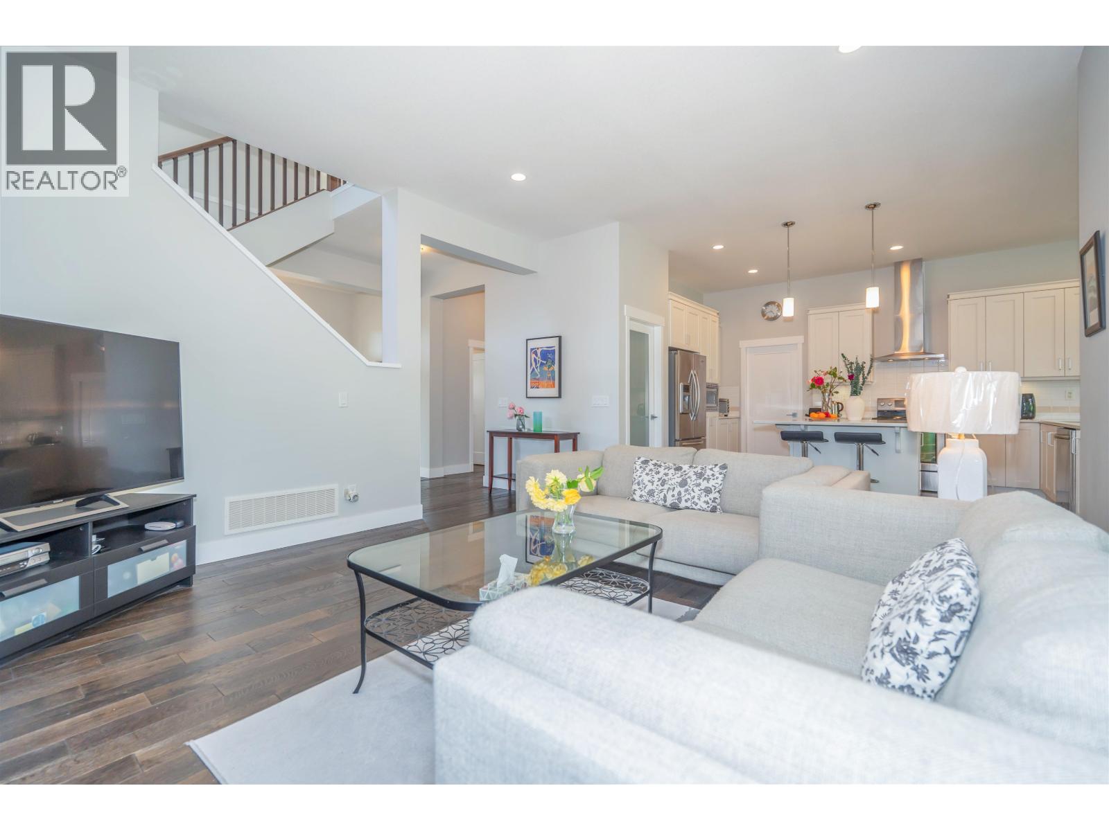 3511 Princeton Avenue, Coquitlam, British Columbia  V3E 0K3 - Photo 9 - R3163665