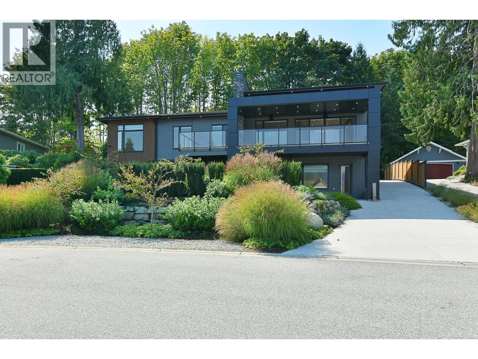 6553-6555 N Gale Avenue, Sechelt, British Columbia  V7Z 0L1 - Photo 40 - R3163666