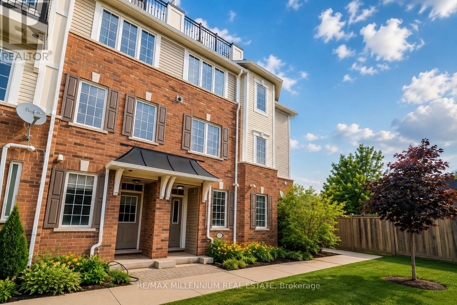 17 - 2614 DASHWOOD DRIVE, Oakville, Ontario