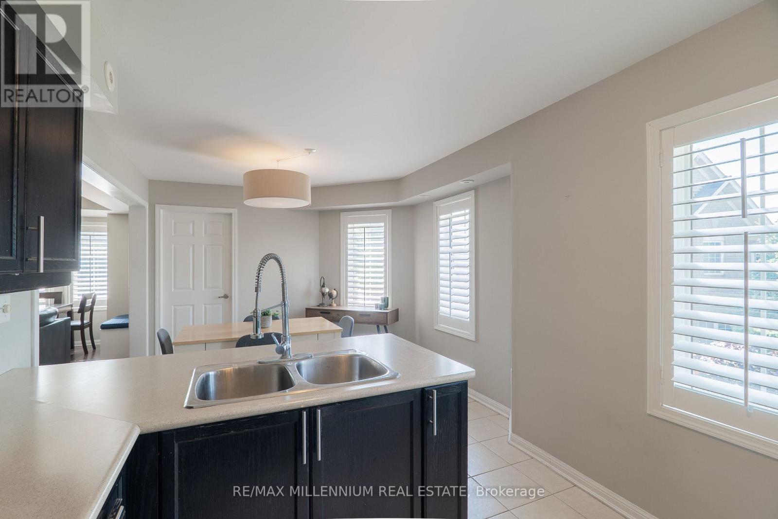 17 - 2614 Dashwood Drive, Oakville, Ontario  L6M 0K5 - Photo 12 - W13763586