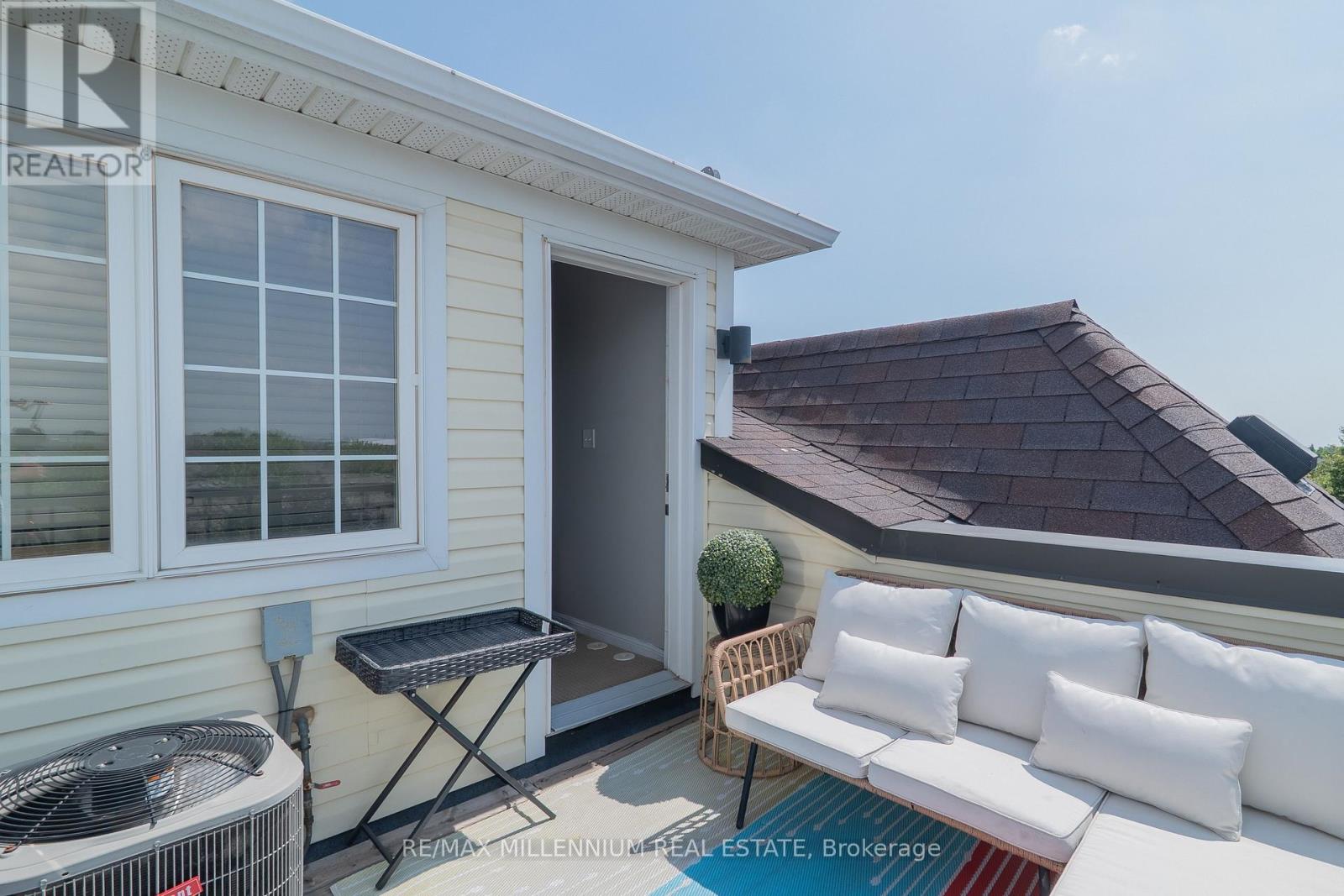 17 - 2614 Dashwood Drive, Oakville, Ontario  L6M 0K5 - Photo 20 - W13763586