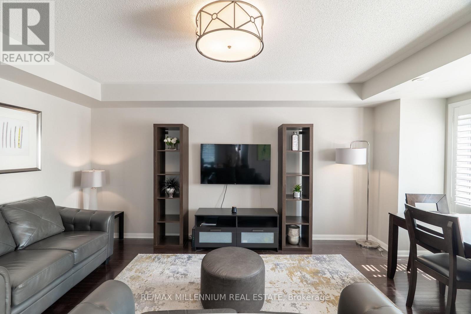17 - 2614 Dashwood Drive, Oakville, Ontario  L6M 0K5 - Photo 3 - W13763586