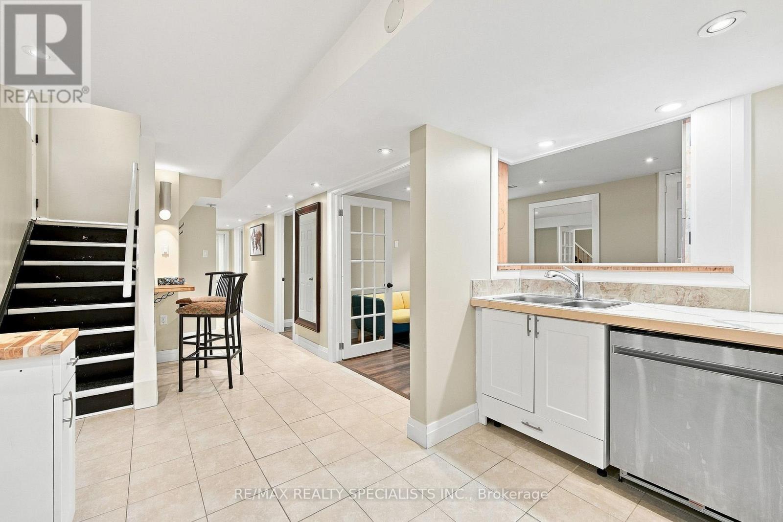57 Pennsylvania Avenue, Brampton, Ontario  L6Y 4P3 - Photo 35 - W13763600