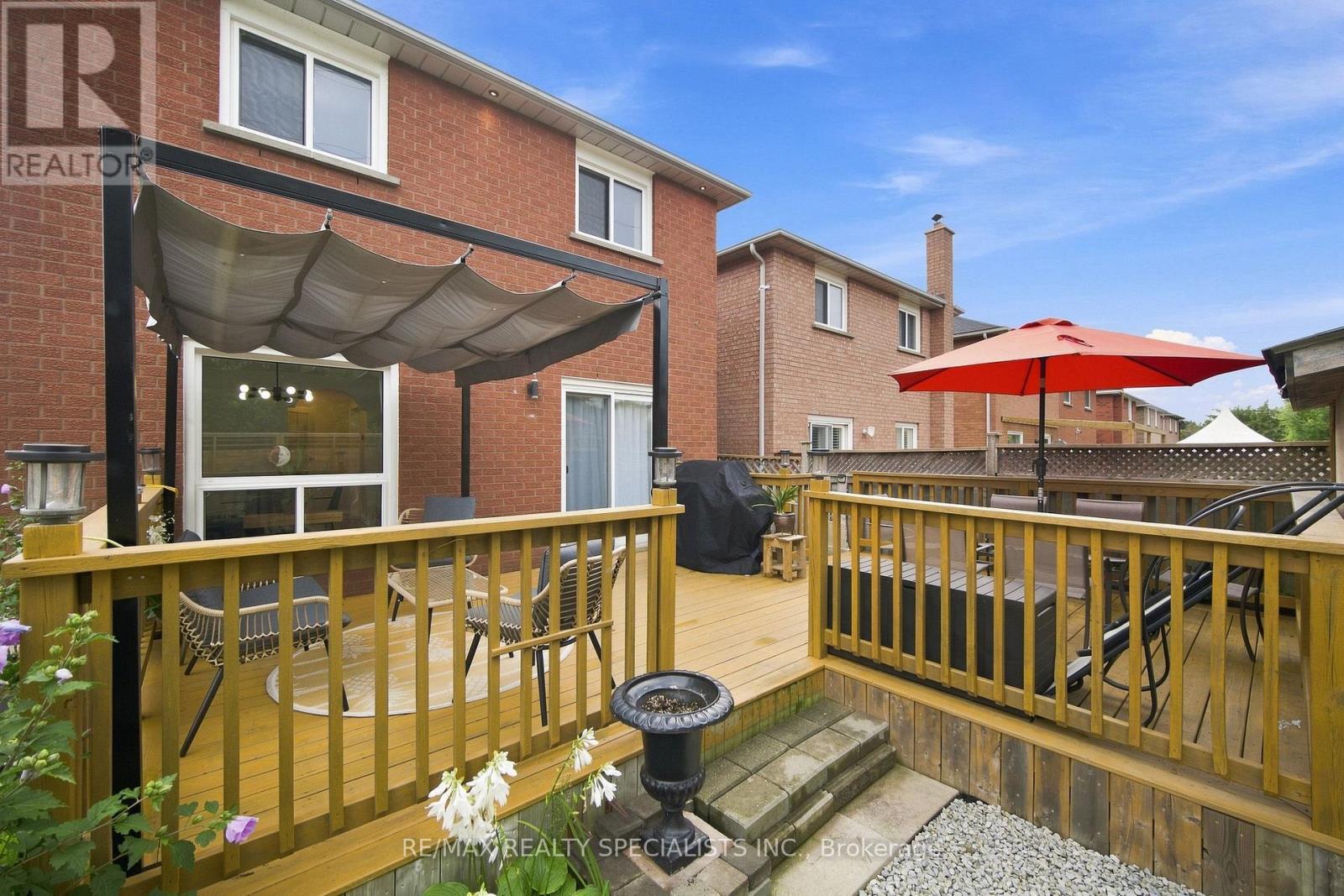 57 Pennsylvania Avenue, Brampton, Ontario  L6Y 4P3 - Photo 47 - W13763600