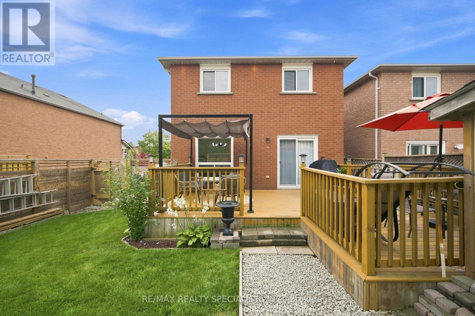 57 Pennsylvania Avenue, Brampton, Ontario  L6Y 4P3 - Photo 49 - W13763600