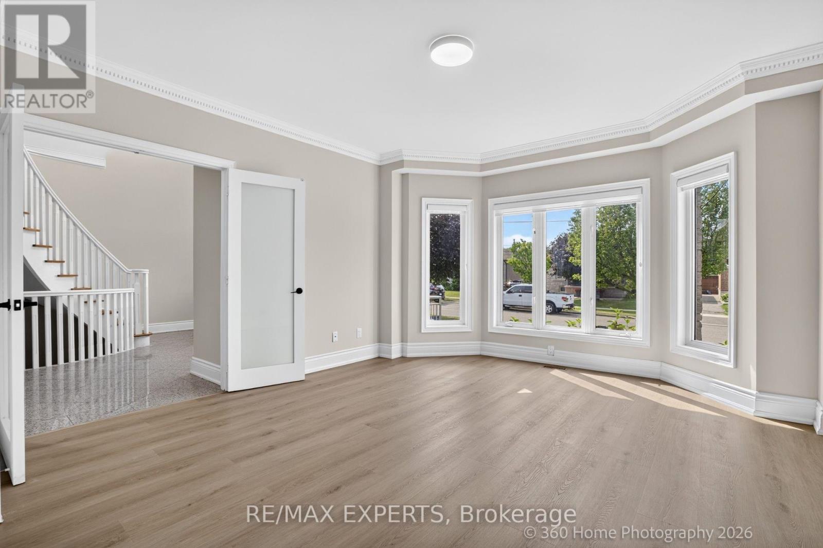 38a Marcia Avenue, Toronto, Ontario  M6B 2Y5 - Photo 5 - W13763608