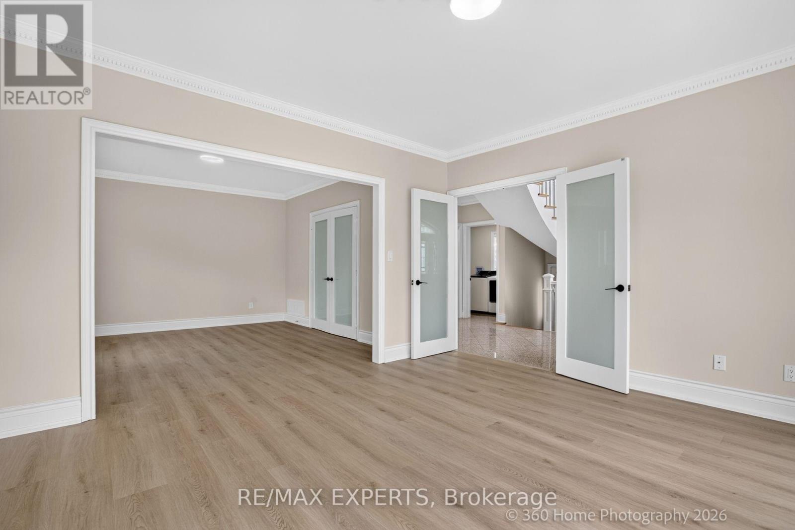 38a Marcia Avenue, Toronto, Ontario  M6B 2Y5 - Photo 6 - W13763608