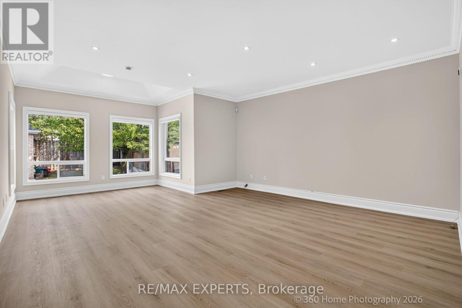 38a Marcia Avenue, Toronto, Ontario  M6B 2Y5 - Photo 8 - W13763608
