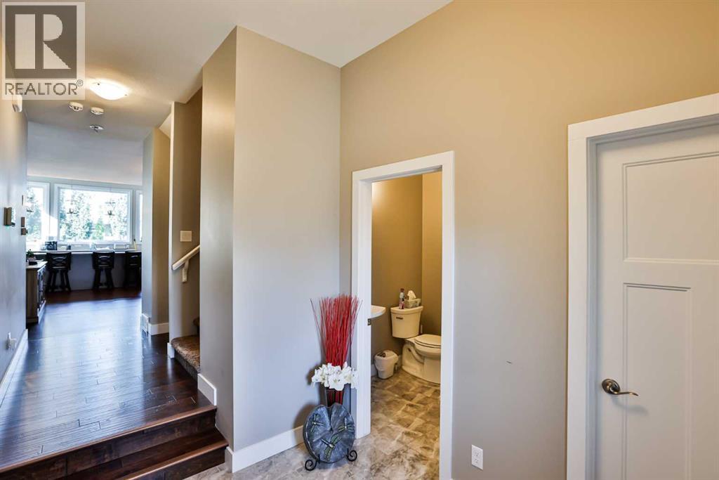 333 10b Street, Nobleford, Alberta  T0L 1S0 - Photo 6 - A2293759