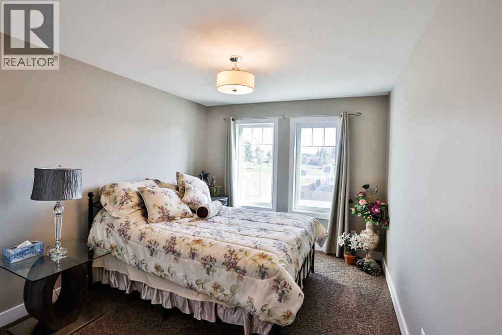 333 10b Street, Nobleford, Alberta  T0L 1S0 - Photo 19 - A2293759