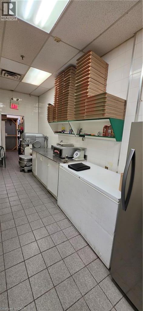 2980 Crosscurrent Drive Unit# 9, Mississauga, Ontario  L5N 7C7 - Photo 5 - 40861994