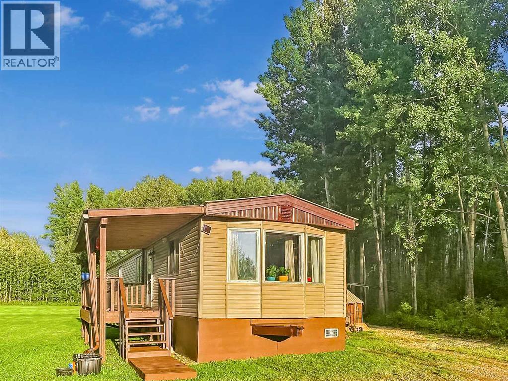 70280 Highway 747, Rural Greenview No. 16, Alberta  T0H 3H0 - Photo 1 - A2328074