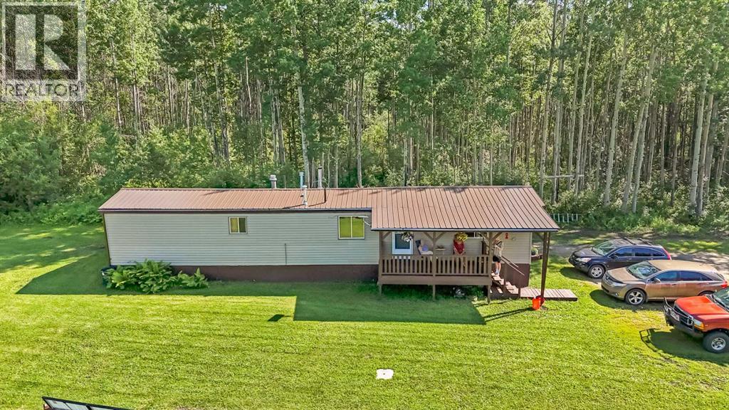 70280 Highway 747, Rural Greenview No. 16, Alberta  T0H 3H0 - Photo 2 - A2328074