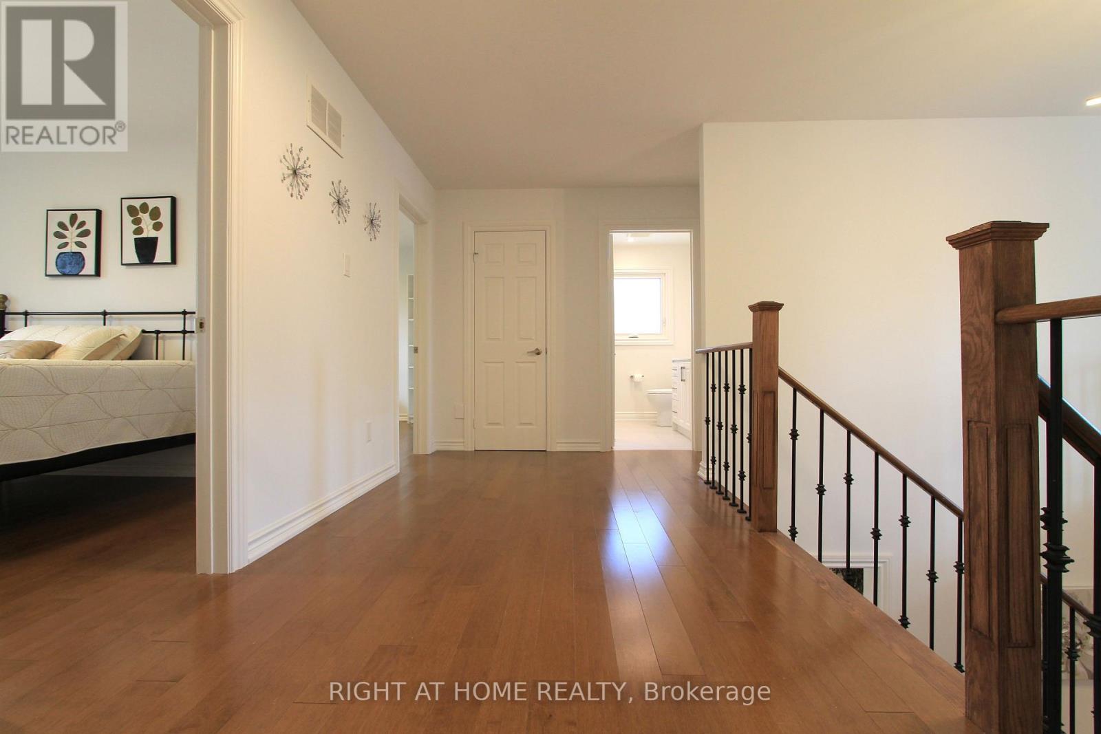 4 Kirkland Court, Richmond Hill, Ontario  L4C 9H3 - Photo 19 - N13758132