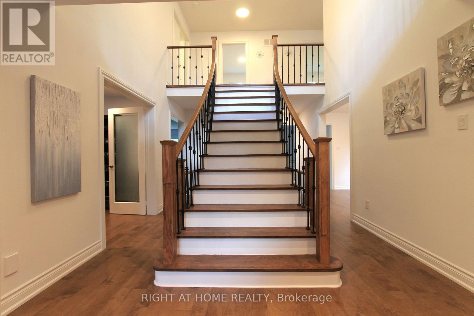 4 Kirkland Court, Richmond Hill, Ontario  L4C 9H3 - Photo 17 - N13758132