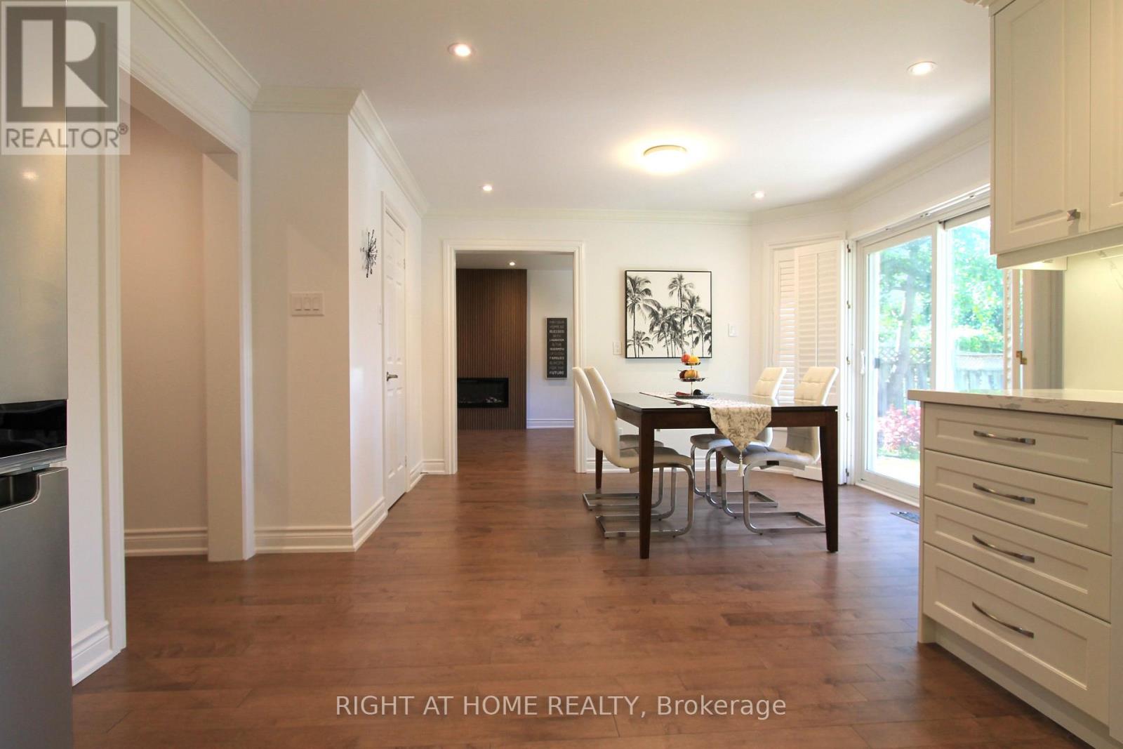 4 Kirkland Court, Richmond Hill, Ontario  L4C 9H3 - Photo 13 - N13758132