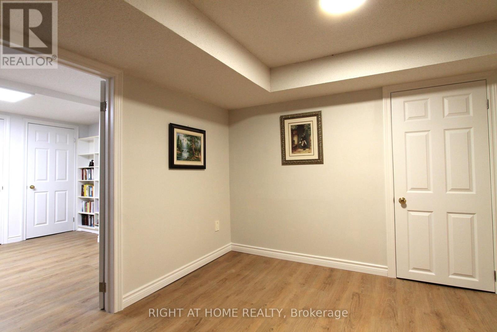 4 Kirkland Court, Richmond Hill, Ontario  L4C 9H3 - Photo 38 - N13758132