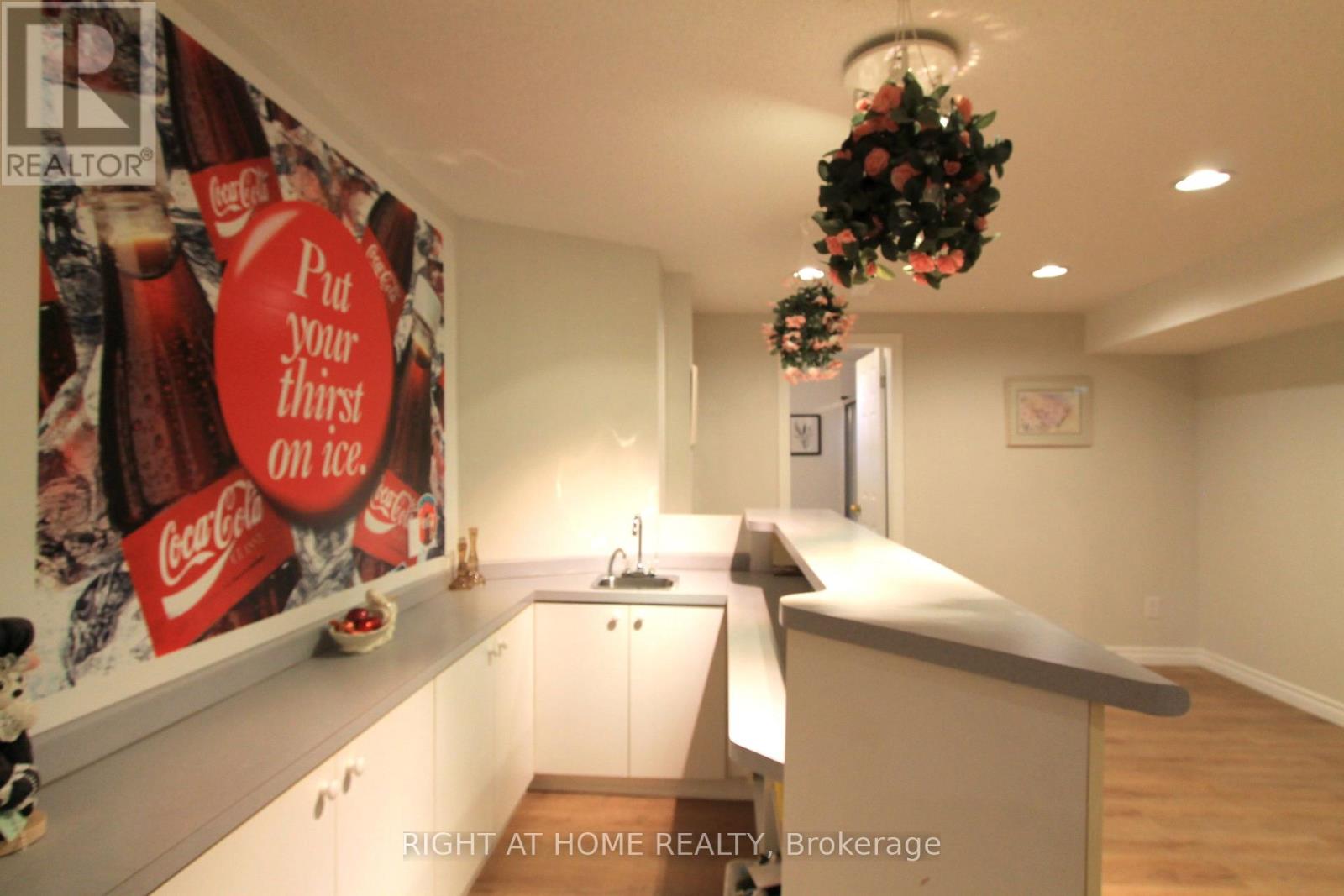 4 Kirkland Court, Richmond Hill, Ontario  L4C 9H3 - Photo 44 - N13758132