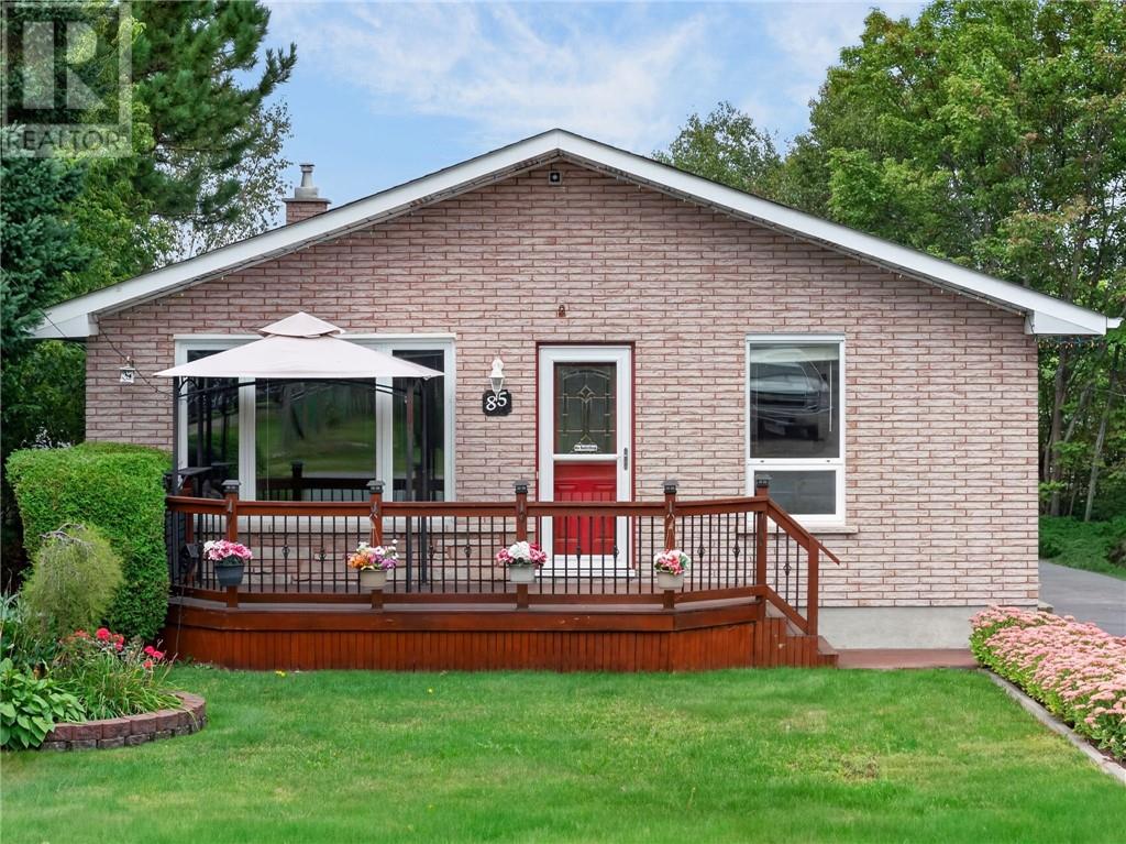 85 Ridgemount Avenue, Sudbury, Ontario