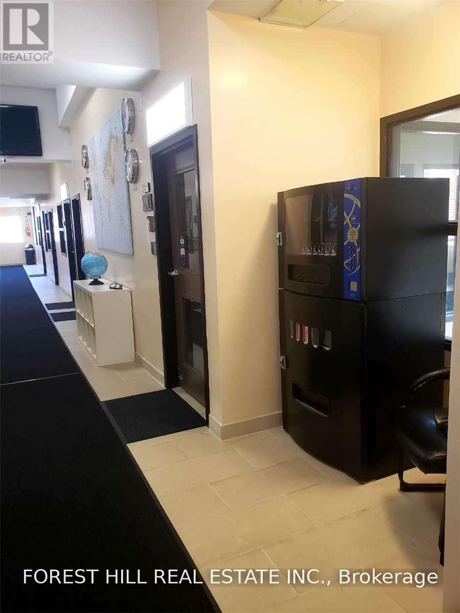 102 - 10087 Yonge Street, Richmond Hill, Ontario  L4C 1T7 - Photo 11 - N13651174