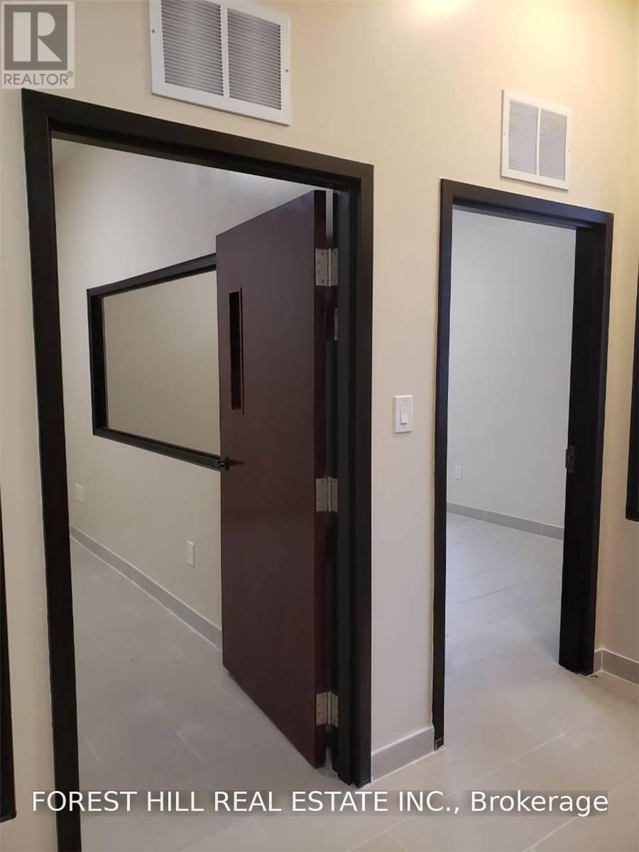 102 - 10087 Yonge Street, Richmond Hill, Ontario  L4C 1T7 - Photo 14 - N13651174