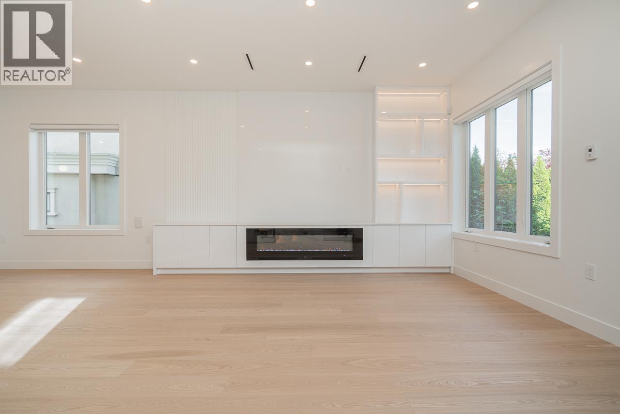 2621 Mcbain Avenue, Vancouver, British Columbia  V6L 2C7 - Photo 3 - R3163375