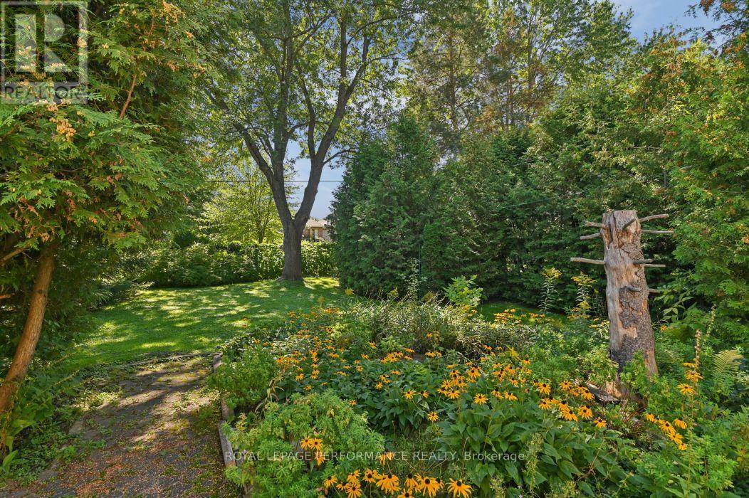 18 Honey Gables Drive, Ottawa, Ontario  K1V 1H5 - Photo 27 - X13763636