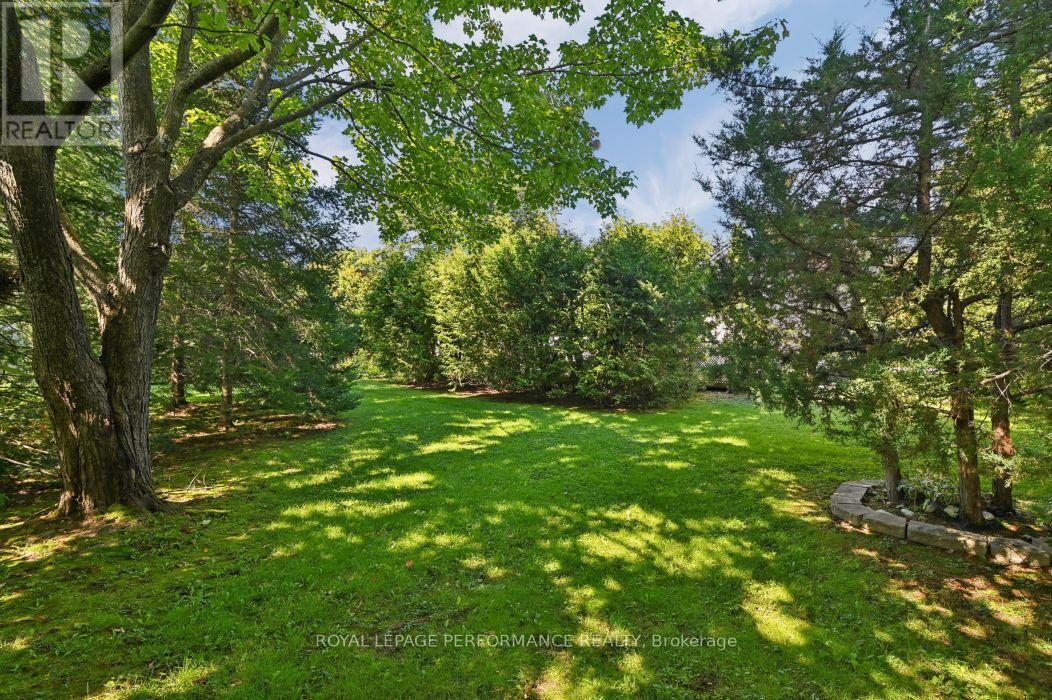 18 Honey Gables Drive, Ottawa, Ontario  K1V 1H5 - Photo 30 - X13763636