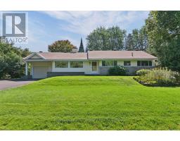 18 HONEY GABLES DRIVE, Ottawa, Ontario