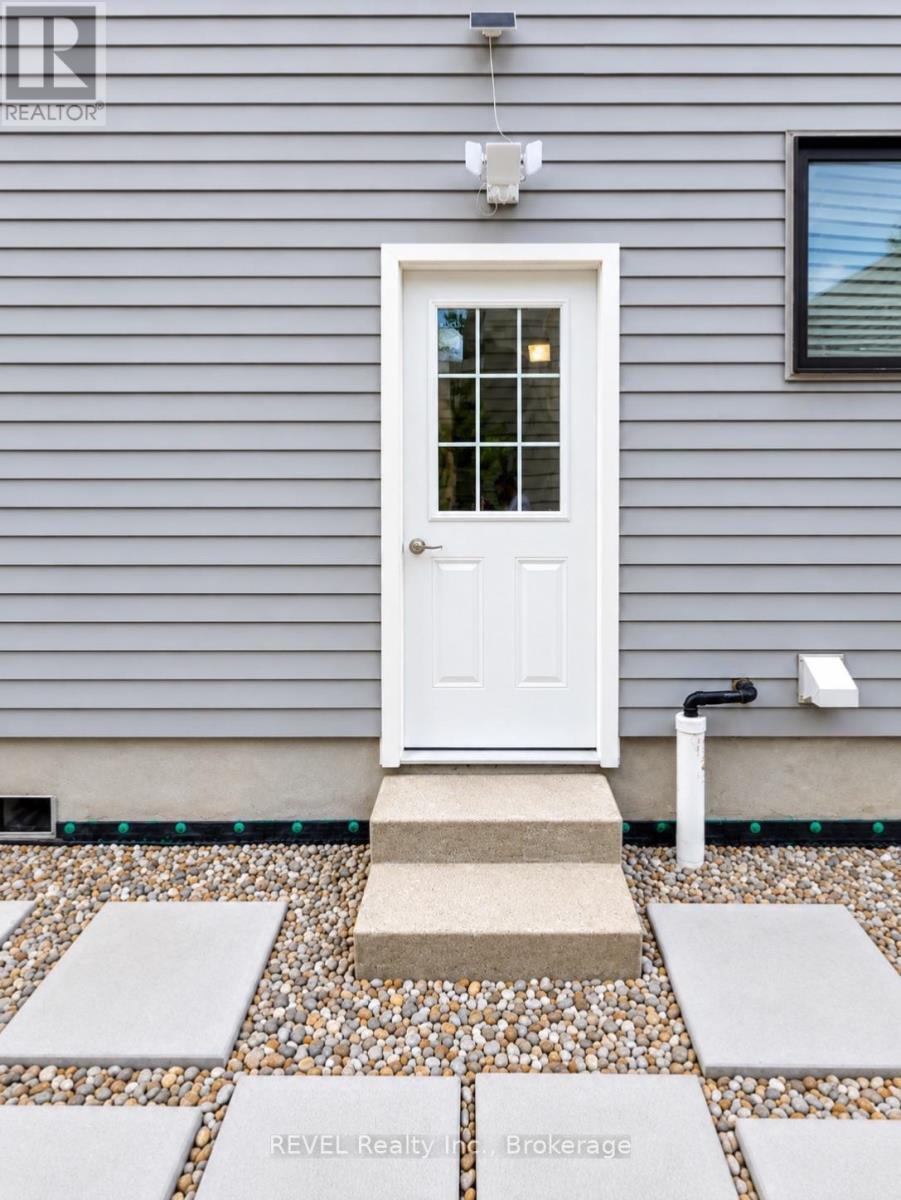 8008 Blue Ash Lane, Niagara Falls, Ontario  L2H 0N9 - Photo 13 - X13763642