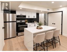 8008 BLUE ASH LANE, Niagara Falls, Ontario