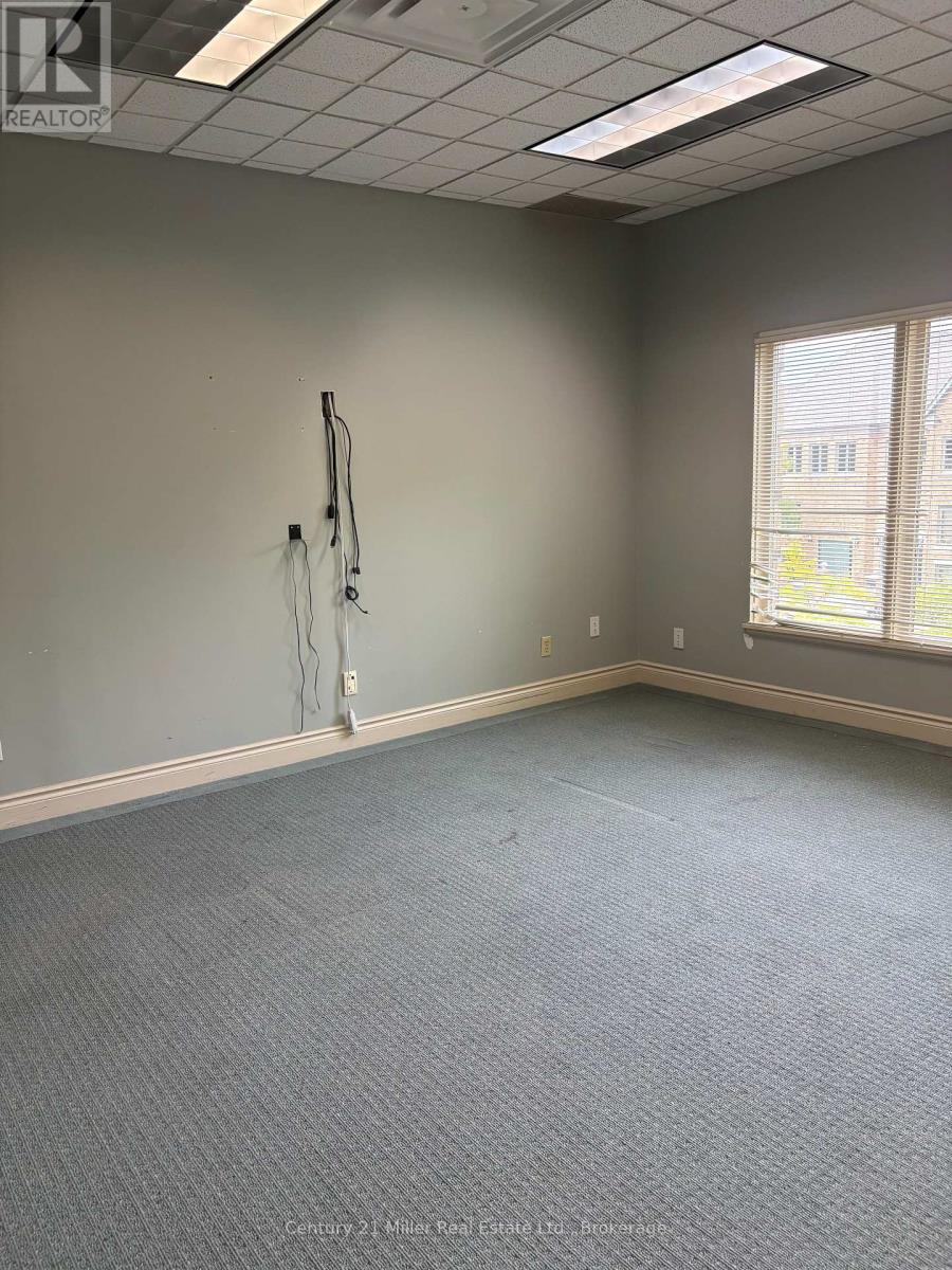 301 - 2898 South Sheridan Way, Oakville, Ontario  L6J 7L5 - Photo 5 - W13763660