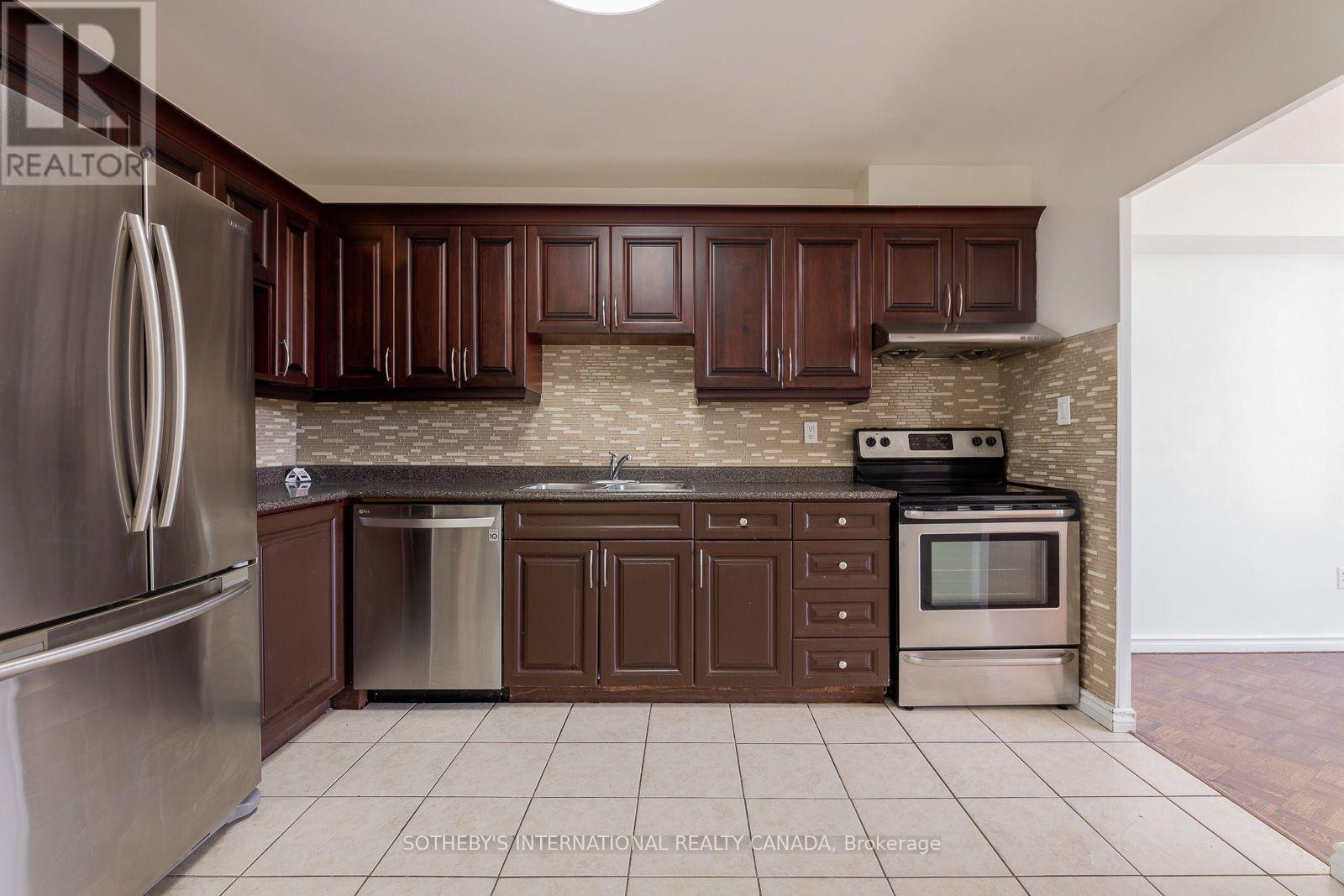 706 - 60 Pavane Linkway Way, Toronto, Ontario  M3C 2Y6 - Photo 11 - C13763634