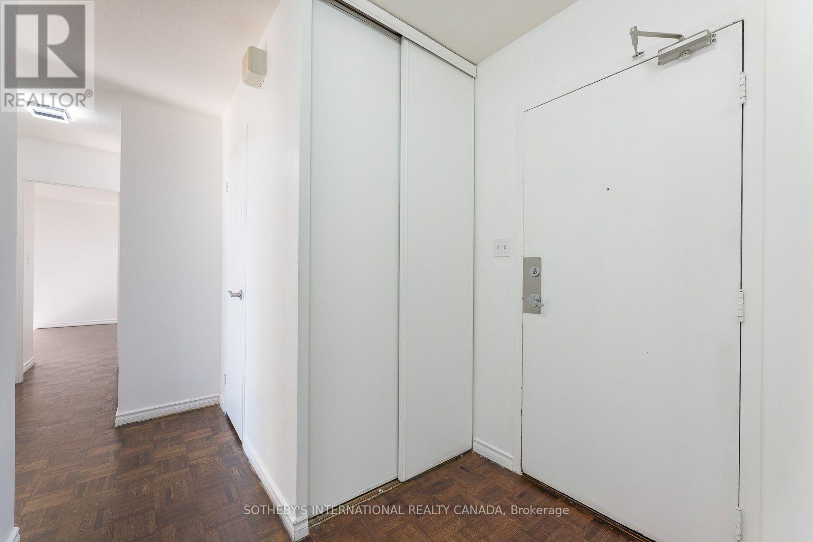 706 - 60 Pavane Linkway Way, Toronto, Ontario  M3C 2Y6 - Photo 3 - C13763634