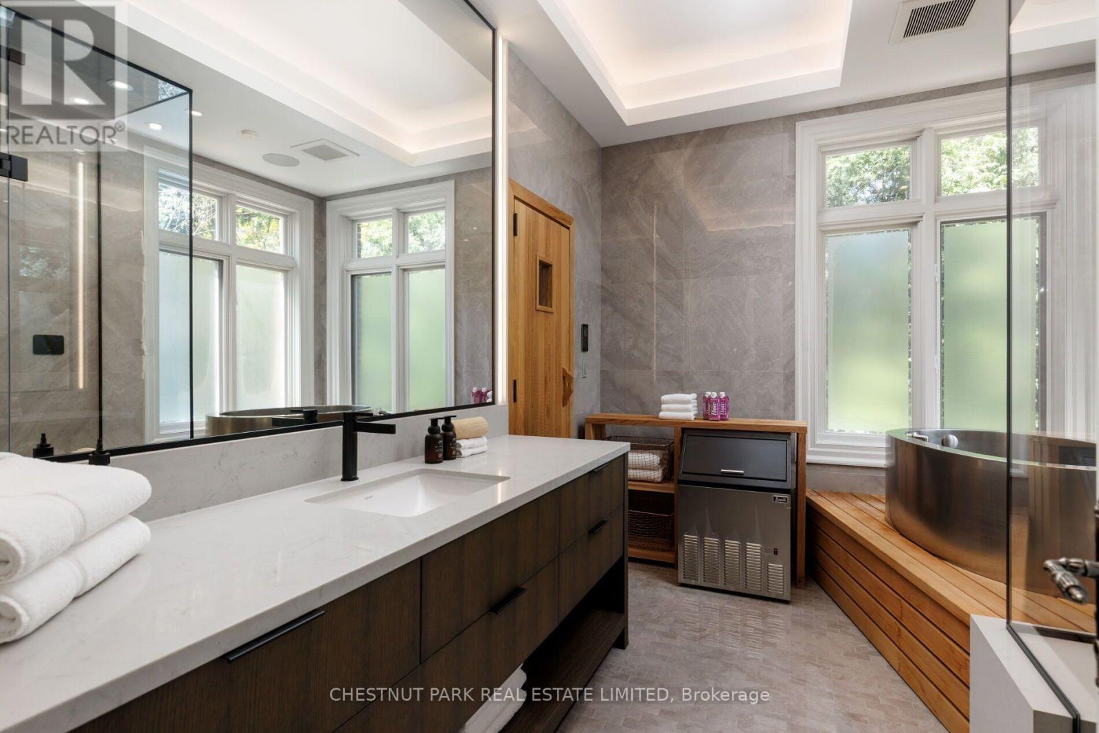 95 Bayview Ridge, Toronto, Ontario  M2L 1E3 - Photo 21 - C13763650