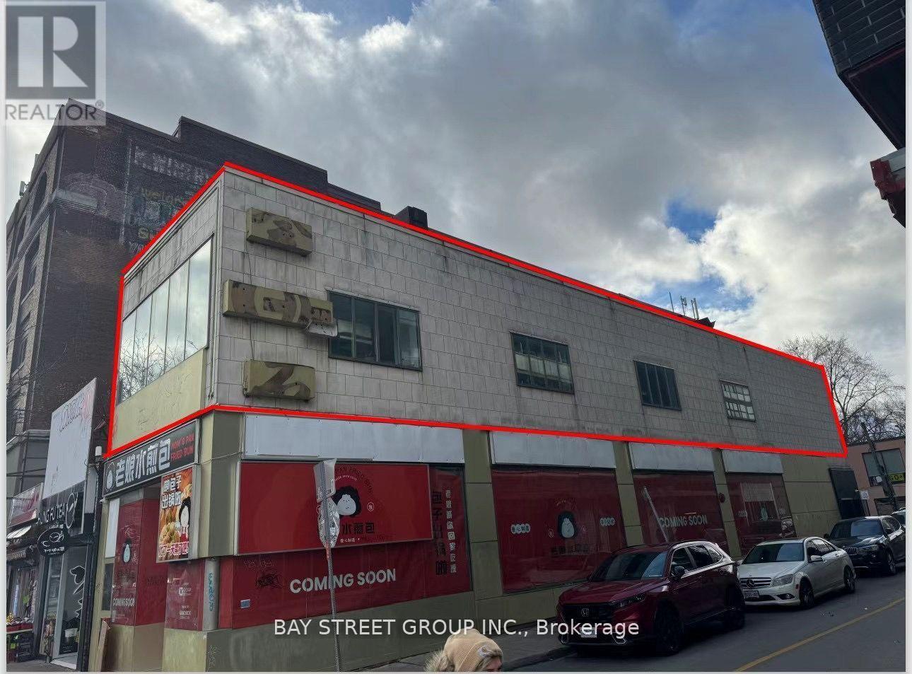 2nd Flr - 266 Spadina Avenue, Toronto, Ontario M5T 2E4 - Photo 1 - C13763672