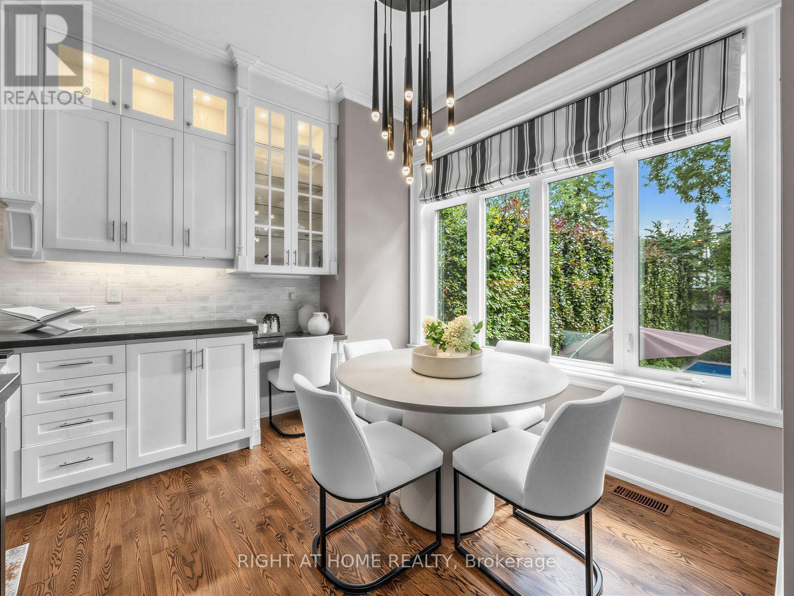 189 Stibbard Avenue, Toronto, Ontario  M4P 2C4 - Photo 8 - C13763692