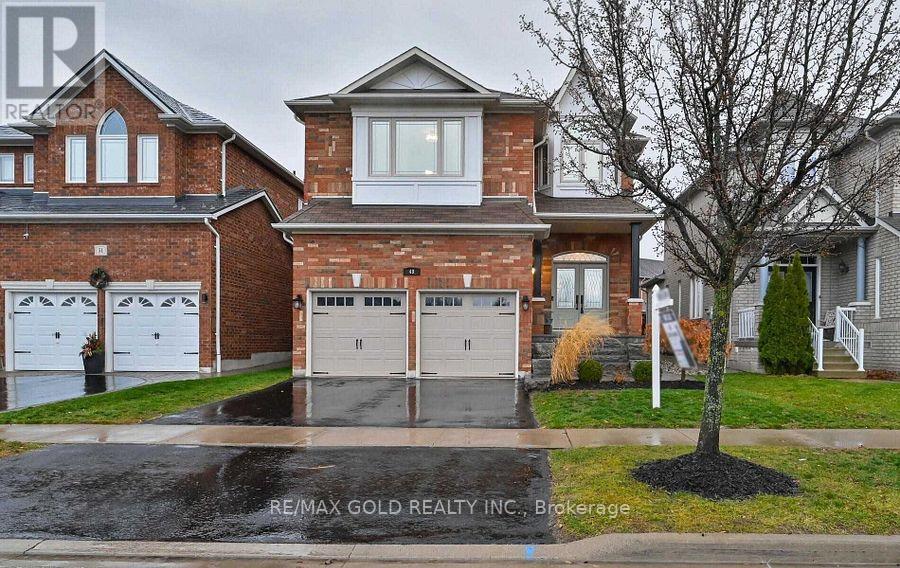 49 NORISTA STREET, Whitby, Ontario