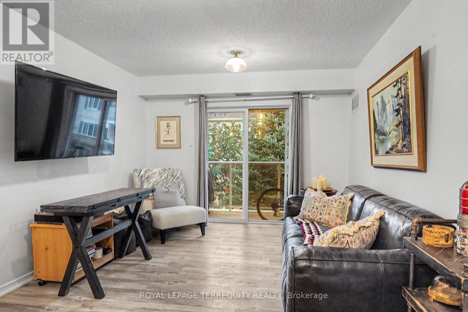 309 - 124 Aspen Springs Drive, Clarington, Ontario L1C 0G8 - Photo 14 - E13763674