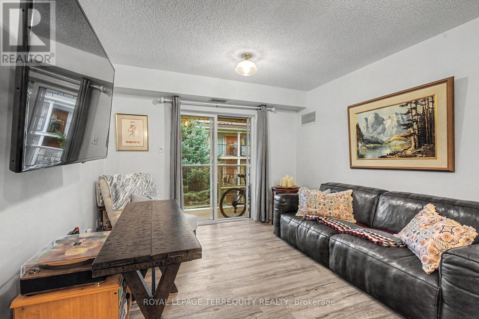 309 - 124 Aspen Springs Drive, Clarington, Ontario L1C 0G8 - Photo 16 - E13763674