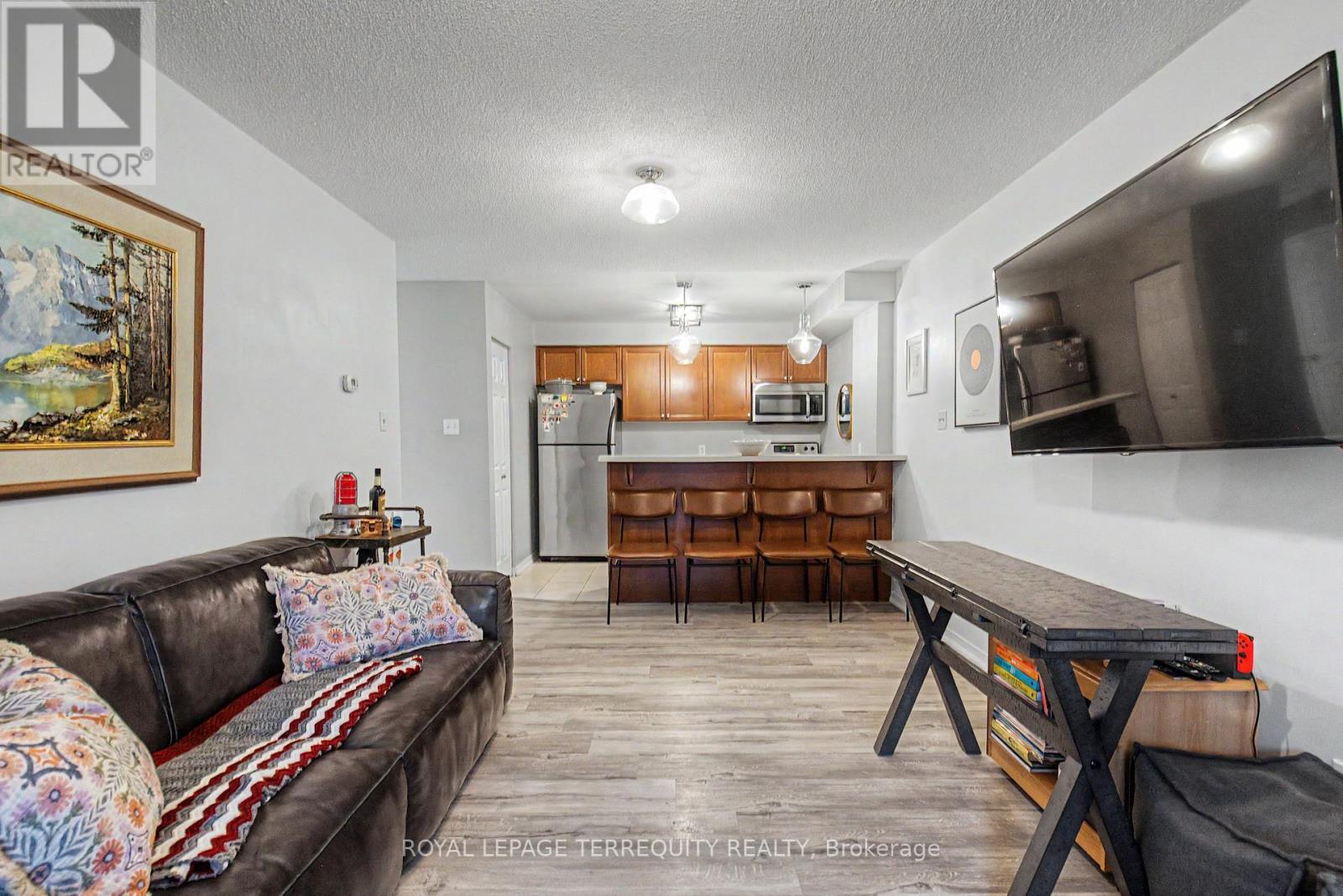 309 - 124 Aspen Springs Drive, Clarington, Ontario L1C 0G8 - Photo 18 - E13763674
