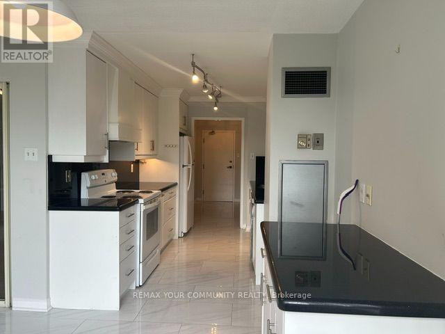 310 - 7 Townsgate Drive, Vaughan, Ontario  L4J 7Z9 - Photo 11 - N13763676