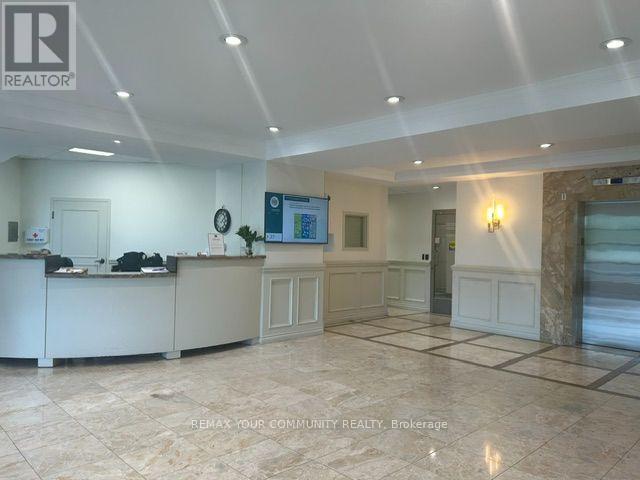 310 - 7 Townsgate Drive, Vaughan, Ontario  L4J 7Z9 - Photo 6 - N13763676