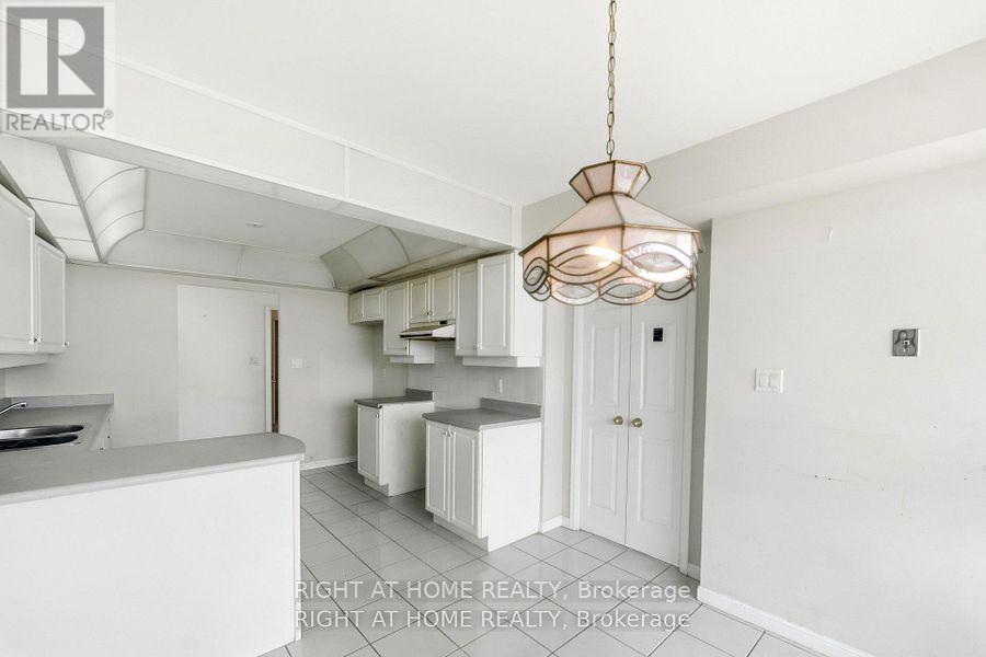 803 - 610 Bullock Drive, Markham, Ontario  L3R 0G1 - Photo 28 - N13763690