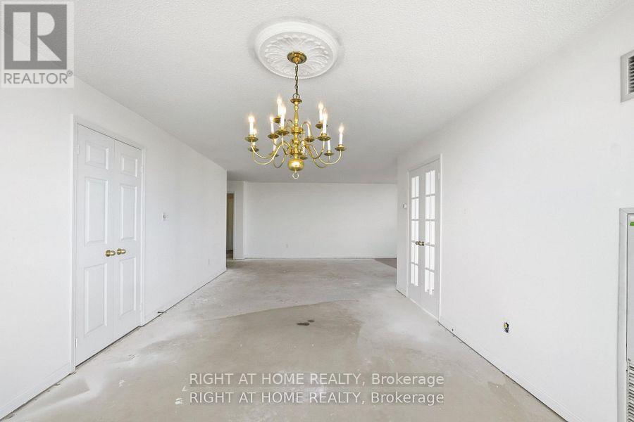 803 - 610 Bullock Drive, Markham, Ontario  L3R 0G1 - Photo 9 - N13763690