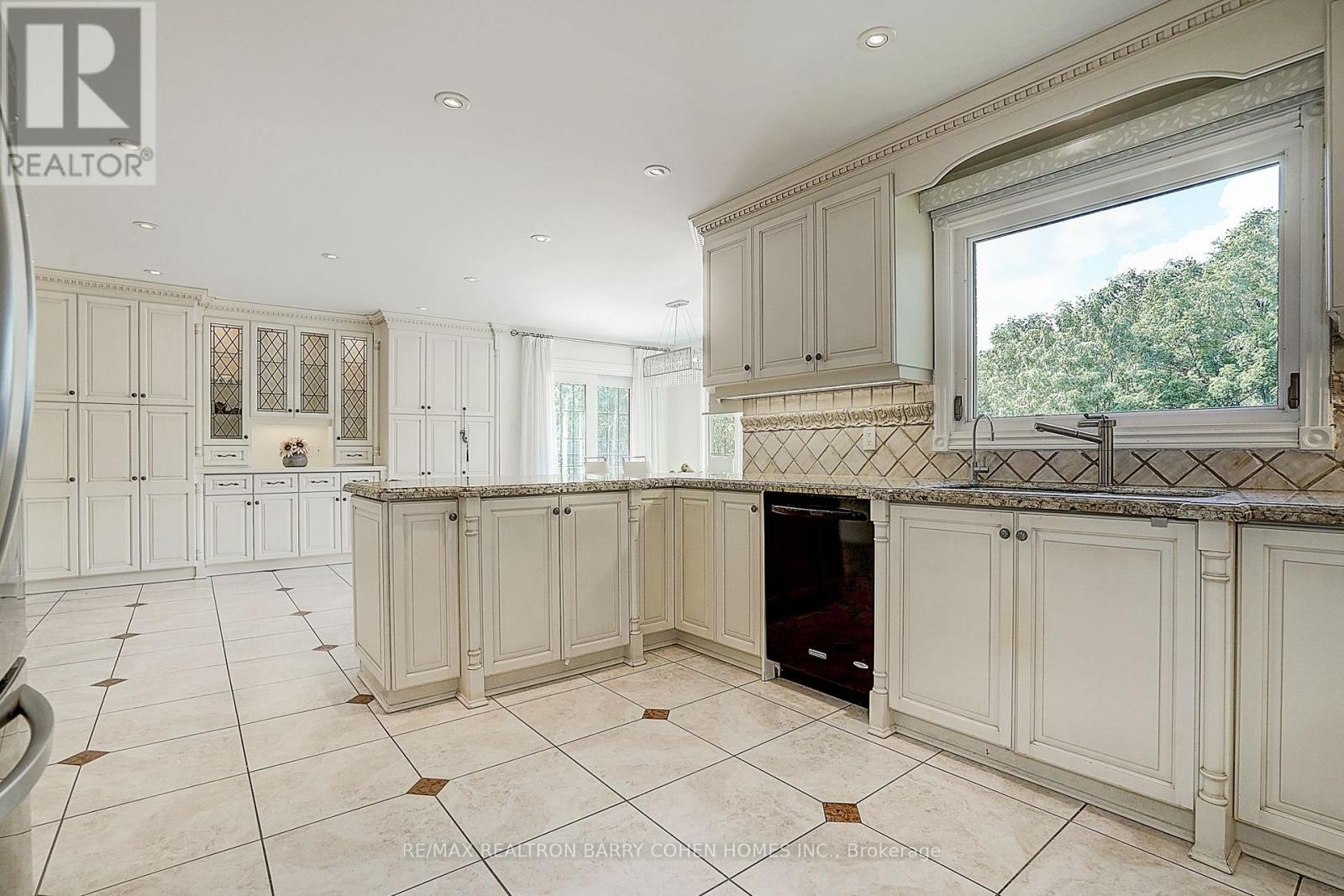 44 Prince Edward Boulevard, Markham, Ontario  L3T 7G1 - Photo 18 - N13763706