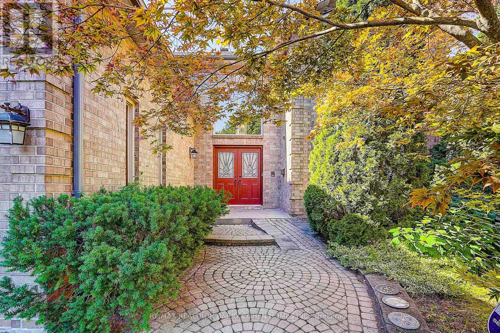 44 Prince Edward Boulevard, Markham, Ontario  L3T 7G1 - Photo 3 - N13763706